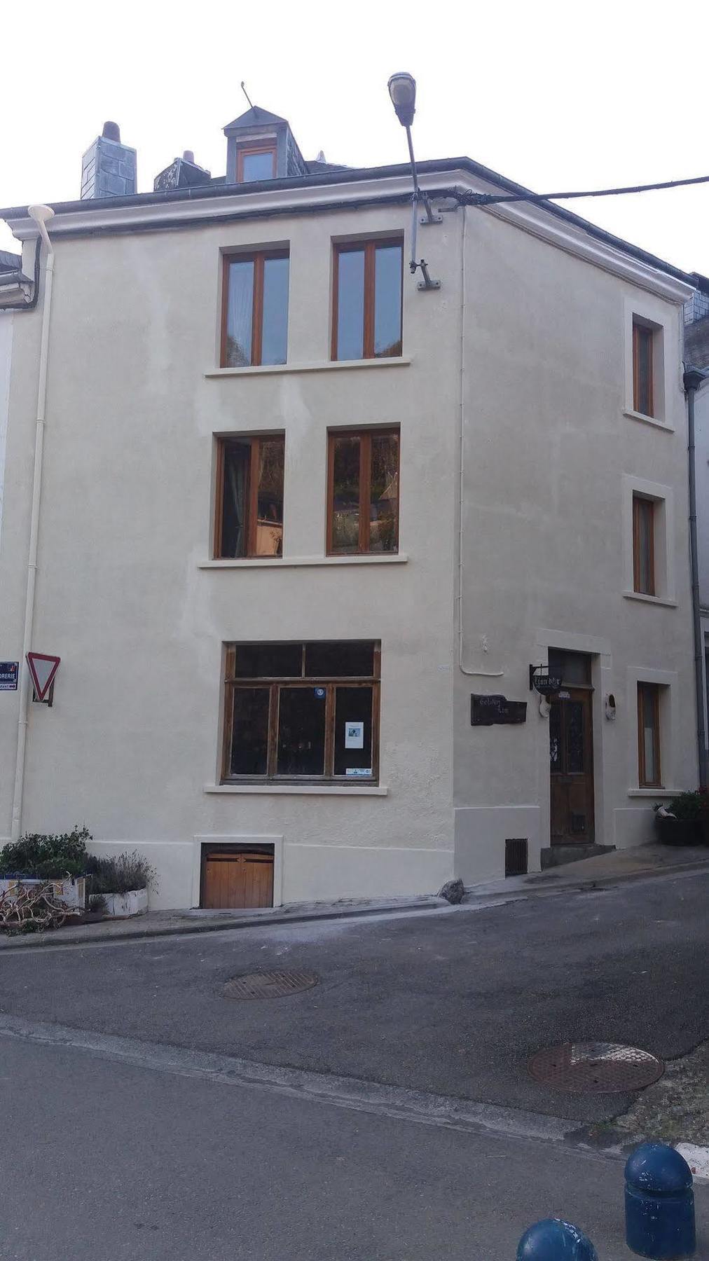 Golden Lion Bed and Breakfast Bouillon Exteriör bild