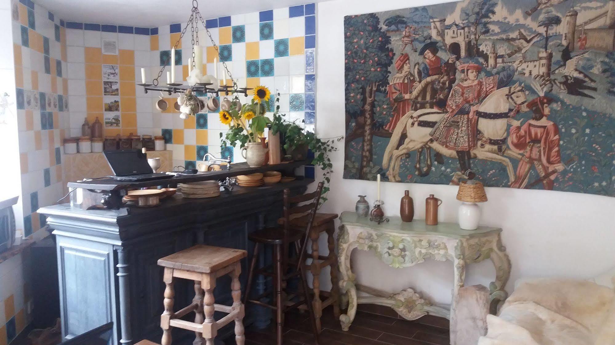 Golden Lion Bed and Breakfast Bouillon Exteriör bild